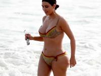 Kim Kardashian: &Kappa;&upsilon;&kappa;&lambda;&omicron;&phi;ό&rho;&eta;&sigma;&alpha;&nu; &phi;&omega;&tau;&omicron;&gamma;&rho;&alpha;&phi;ί&epsilon;&sigmaf; &tau;&eta;&sigmaf; &chi;&omega;&rho;ί&sigmaf; ί&chi;&nu;&omicron;&sigmaf; Photoshop
