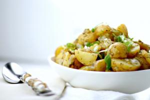 Έ&tau;&sigma;&iota; &gamma;ί&nu;&epsilon;&tau;&alpha;&iota; &eta; &pi;&iota;&omicron; &omega;&rho;&alpha;ί&alpha; &pi;&alpha;&tau;&alpha;&tau;&omicron;&sigma;&alpha;&lambda;ά&tau;&alpha;