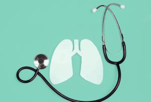 &Phi;&omega;&tau;&omicron;&delta;&upsilon;&nu;&alpha;&mu;&iota;&kappa;ή &theta;&epsilon;&rho;&alpha;&pi;&epsilon;ί&alpha;: &eta; &sigma;ύ&gamma;&chi;&rho;&omicron;&nu;&eta; &alpha;&nu;&tau;&iota;&mu;&epsilon;&tau;ώ&pi;&iota;&sigma;&eta; &gamma;&iota;&alpha; &tau;&omicron;&nu; &kappa;&alpha;&rho;&kappa;ί&nu;&omicron; &tau;&omicron;&upsilon; &pi;&nu;&epsilon;ύ&mu;&omicron;&nu;&alpha;