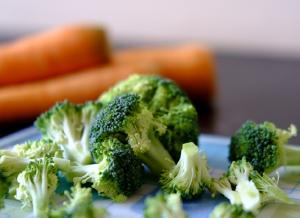 &Beta;&iota;&tau;&alpha;&mu;ί&nu;&eta; &Kappa;: &Gamma;&iota;&alpha;&tau;ί &alpha;&pi;&omicron;&tau;&epsilon;&lambda;&epsilon;ί &mu;&upsilon;&sigma;&tau;&iota;&kappa;ό &lambda;&alpha;&mu;&pi;&epsilon;&rho;&omicron;ύ &delta;έ&rho;&mu;&alpha;&tau;&omicron;&sigmaf;;