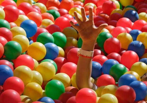 &Lambda;ί&gamma;&omicron; έ&lambda;&epsilon;&iota;&psi;&epsilon; &mu;&eta;&tau;έ&rho;&alpha; &pi;&alpha;&rho;&alpha;&lambda;ί&gamma;&omicron; &nu;&alpha; &laquo;&pi;&nu;&iota;&gamma;&epsilon;ί&raquo; &sigma;&epsilon; &pi;&iota;&sigma;ί&nu;&alpha; &gamma;&epsilon;&mu;ά&tau;&eta; &mu;&epsilon; 40.000 &mu;&pi;ά&lambda;&epsilon;&sigmaf;