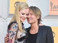 &Tau;&omicron; &alpha;&pi;ί&sigma;&tau;&epsilon;&upsilon;&tau;&omicron; &delta;ώ&rho;&omicron; &gamma;&epsilon;&nu;&epsilon;&theta;&lambda;ί&omega;&nu; &pi;&omicron;&upsilon; έ&kappa;&alpha;&nu;&epsilon; &sigma;&tau;&eta; Nicole Kidman &omicron; &sigma;ύ&zeta;&upsilon;&gamma;ό&sigmaf; &tau;&eta;&sigmaf;