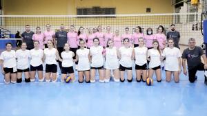 &Omicron;&iota; &gamma;&upsilon;&nu;&alpha;ί&kappa;&epsilon;&sigmaf; &tau;&omicron;&upsilon; &beta;ό&lambda;&epsilon;ϊ &kappa;ά&nu;&omicron;&upsilon;&nu; &laquo;&mu;&pi;&lambda;&omicron;&kappa;&raquo; &sigma;&tau;&omicron;&nu; &kappa;&alpha;&rho;&kappa;ί&nu;&omicron; &tau;&omicron;&upsilon; &mu;&alpha;&sigma;&tau;&omicron;ύ