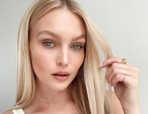 &Mu;ή&pi;&omega;&sigmaf; &tau;&alpha; &mu;&alpha;&lambda;&lambda;&iota;ά &sigma;&alpha;&sigmaf; &mu;&alpha;&kappa;&rho;&alpha;ί&nu;&omicron;&upsilon;&nu; &pi;&omicron;&lambda;ύ &alpha;&rho;&gamma;ά;