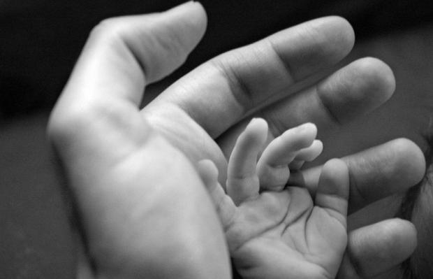 &Pi;&omicron;&iota;&omicron;&sigmaf; &delta;&iota;&epsilon;&theta;&nu;ή&sigmaf; star έ&gamma;&iota;&nu;&epsilon; &pi;&alpha;&tau;έ&rho;&alpha;&sigmaf; &sigma;&tau;&alpha; 73 &tau;&omicron;&upsilon;;