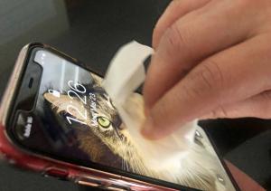 Covid 19: &Gamma;&iota;&alpha;&tau;ί &alpha;&pi;&alpha;&iota;&tau;&epsilon;ί&tau;&alpha;&iota; &tau;&epsilon;&rho;ά&sigma;&tau;&iota;&alpha; &pi;&rho;&omicron;&sigma;&omicron;&chi;ή &kappa;&alpha;&iota; &kappa;&alpha;&theta;&eta;&mu;&epsilon;&rho;&iota;&nu;ή &alpha;&pi;&omicron;&lambda;ύ&mu;&alpha;&nu;&sigma;&eta; &tau;&omega;&nu; &kappa;&iota;&nu;&eta;&tau;ώ&nu;;