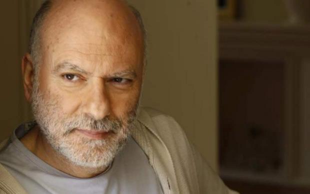 &Omicron; &sigma;ύ&nu;&tau;&rho;&omicron;&phi;&omicron;&sigmaf; &tau;&omicron;&upsilon; &Chi;&rho;ή&sigma;&tau;&omicron;&upsilon; &Sigma;&iota;&mu;&alpha;&rho;&delta;ά&nu;&eta; &alpha;&pi;&omicron;&kappa;&alpha;&lambda;ύ&pi;&tau;&epsilon;&iota; &pi;&omicron;&iota;&alpha; ή&tau;&alpha;&nu; &eta; &tau;&epsilon;&lambda;&epsilon;&upsilon;&tau;&alpha;ί&alpha; &epsilon;&pi;&iota;&theta;&upsilon;&mu;ί&alpha; &tau;&omicron;&upsilon; &eta;&theta;&omicron;&pi;&omicron;&iota;&omicron;ύ