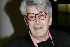 &Pi;έ&theta;&alpha;&nu;&epsilon; &omicron; &eta;&theta;&omicron;&pi;&omicron;&iota;ό&sigmaf; &Pi;ά&nu;&omicron;&sigmaf; &Chi;&alpha;&tau;&zeta;&eta;&kappa;&omicron;&upsilon;&tau;&sigma;έ&lambda;&eta;&sigmaf;