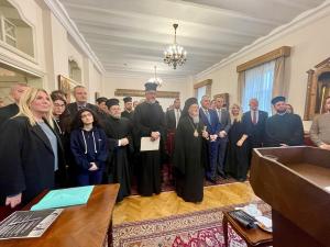 3&omicron; &Delta;&iota;&epsilon;&theta;&nu;έ&sigmaf; &Sigma;&upsilon;&nu;έ&delta;&rho;&iota;&omicron; Eco - &Epsilon;&upsilon; &Zeta;&eta;&nu;: "&Beta;&iota;&omicron;&eta;&theta;&iota;&kappa;ή &kappa;&alpha;&iota; &Nu;έ&omicron;&iota;". &Omicron;&iota;&kappa;&omicron;&upsilon;&mu;&epsilon;&nu;&iota;&kappa;ό&sigmaf; &Pi;&alpha;&tau;&rho;&iota;ά&rho;&chi;&eta;&sigmaf;: &laquo;&Pi;ί&sigma;&tau;&eta; &kappa;&alpha;&iota; &epsilon;&pi;&iota;&sigma;&tau;ή&mu;&eta; &epsilon;ί&nu;&alpha;&iota; &epsilon;&upsilon;&epsilon;&rho;&gamma;&epsilon;&tau;&iota;&kappa;έ&sigmaf; &delta;&upsilon;&nu;ά&mu;&epsilon;&iota;&sigmaf; &gamma;&iota;&alpha; &tau;&omicron;&nu; ά&nu;&theta;&rho;&omega;&pi;&omicron;&raquo;