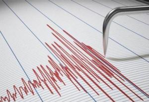 Έ&kappa;&tau;&alpha;&kappa;&tau;&omicron;: &Iota;&sigma;&chi;&upsilon;&rho;ό&sigmaf; &sigma;&epsilon;&iota;&sigma;&mu;ό&sigmaf; &sigma;&tau;&alpha; &Delta;&omega;&delta;&epsilon;&kappa;ά&nu;&eta;&sigma;&alpha;