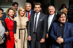 &Nu;έ&alpha; &kappa;&lambda;&iota;&nu;&iota;&kappa;ή &sigma;&tau;&omicron; &Beta;&omicron;&upsilon;&kappa;&omicron;&upsilon;&rho;έ&sigma;&tau;&iota; &mu;&epsilon; &tau;&eta; &sigma;ύ&mu;&pi;&rho;&alpha;&xi;&eta; &tau;&omicron;&upsilon; &Omicron;&mu;ί&lambda;&omicron;&upsilon; &Iota;&alpha;&tau;&rho;&iota;&kappa;&omicron;ύ &Alpha;&theta;&eta;&nu;ώ&nu; &kappa;&alpha;&iota; &tau;&eta;&sigmaf; &Gamma;&Epsilon;&Nu;&Epsilon;&Sigma;&Iota;&Sigma; &Alpha;&theta;&eta;&nu;ώ&nu;